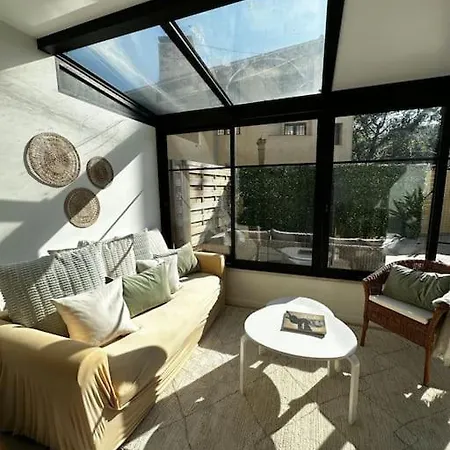 Tres Bel Appartement, Moderne, Grande Terrasse Antibes